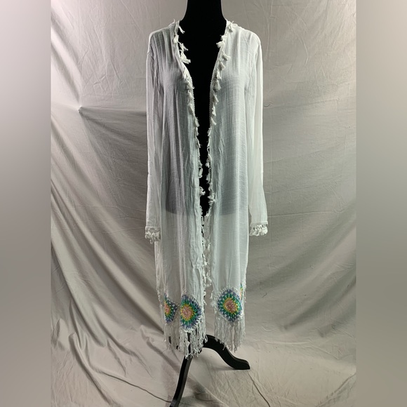White Crochet Fringe Hem Coverup Kimono - Picture 6 of 10
